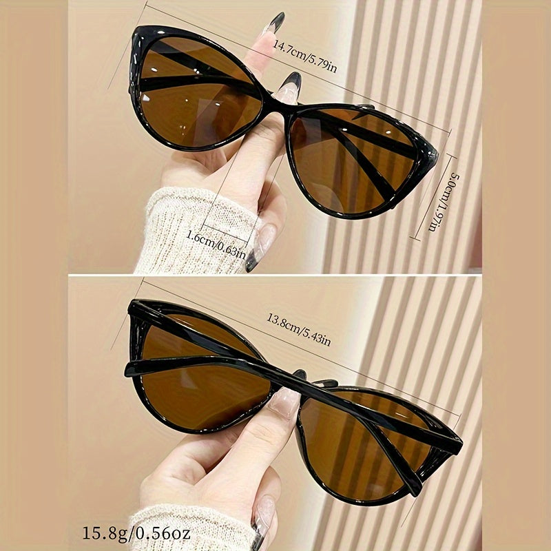 Chic Cat Eye Fashion Glasses for Women - Retro Fashion, Anti-Glare Lens