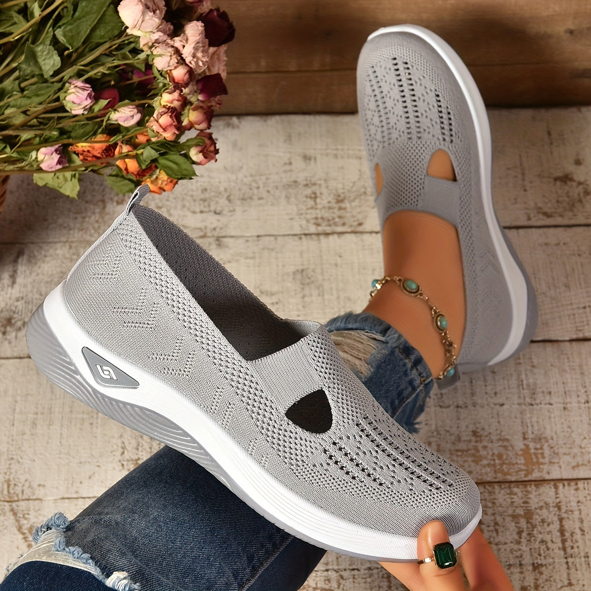 Women's Cut-out Sneakers, Casual Breathable Slip On Walking Shoes, Lightweight Outdoor Flat Shoes