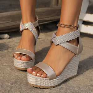 Fischmaul-Sandalen mit hohen Keilabsätzen und Strass-Design, modische Sommer-Plateauschuhe für Damen